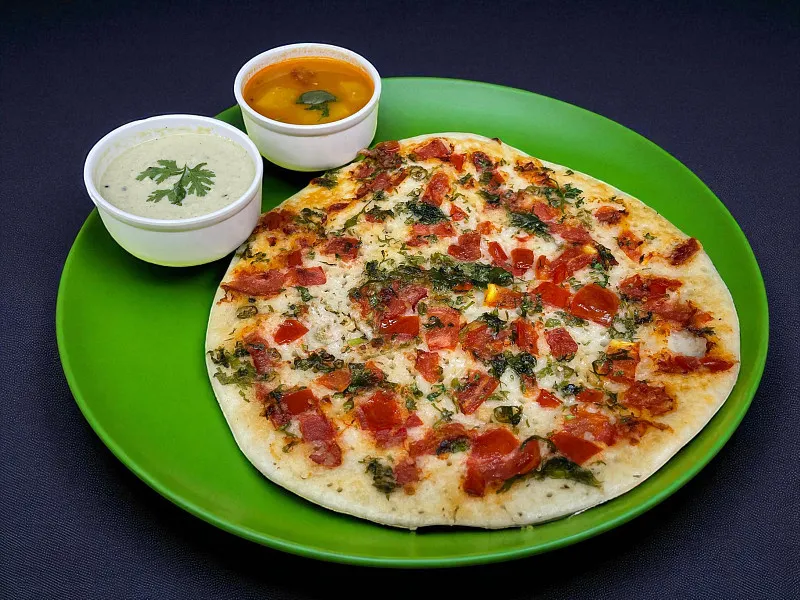 Jain Tomato Uttapam
