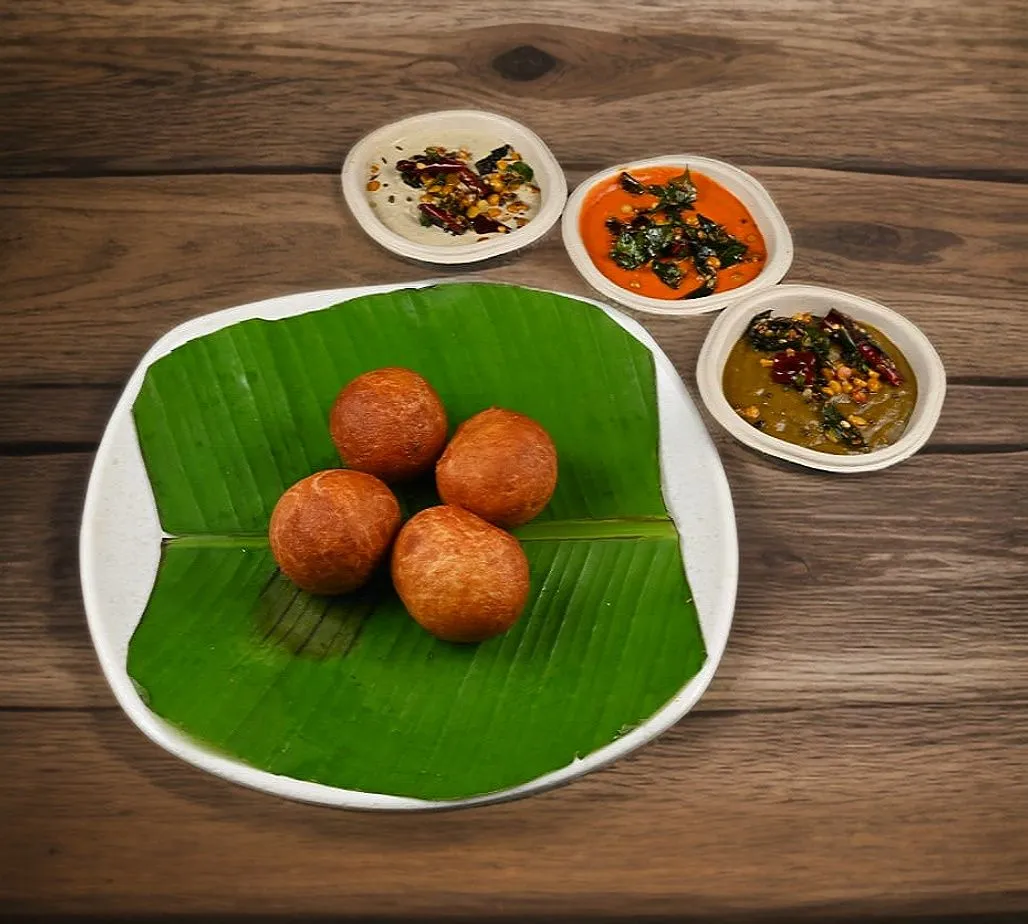 Mysore Bajji (4pcs)