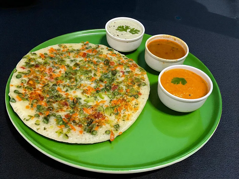 Veg Uttapam