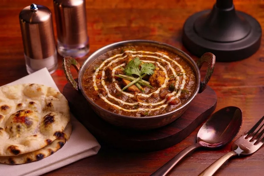 Butter Chicken + 2 Tandoor Roti