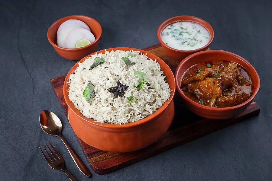 Bagara Rice With Natu Kodi Curry - Hlaf