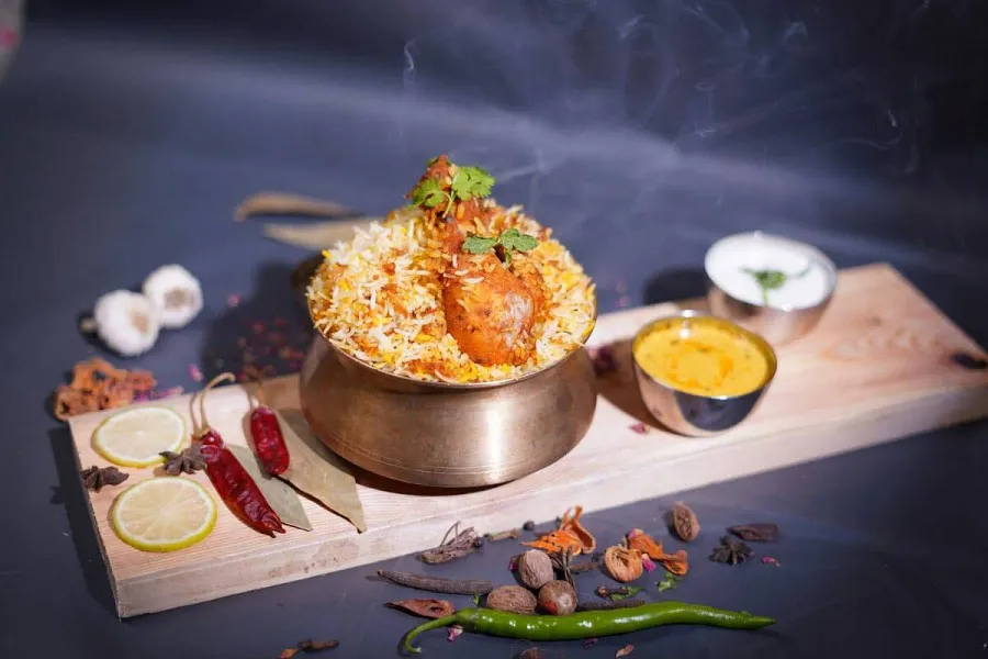 Chicken Dum Biryani - Full
