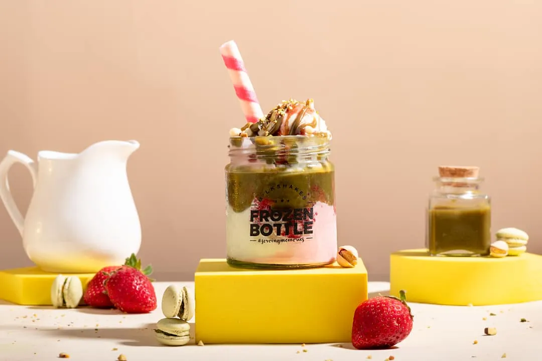 Pista Berry Sundae - Premium