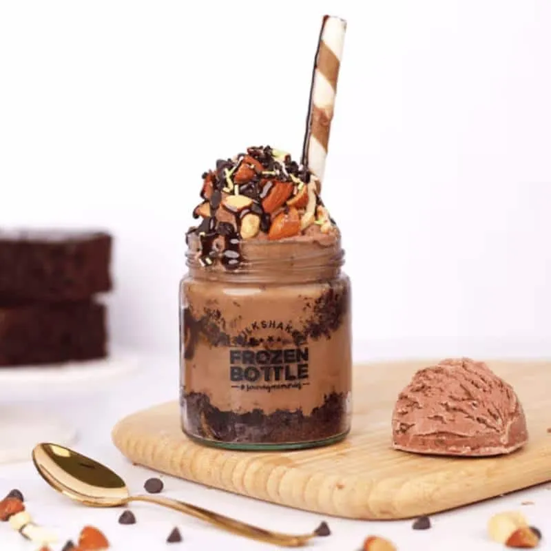 Nutty Chocolate Fudge Sundae