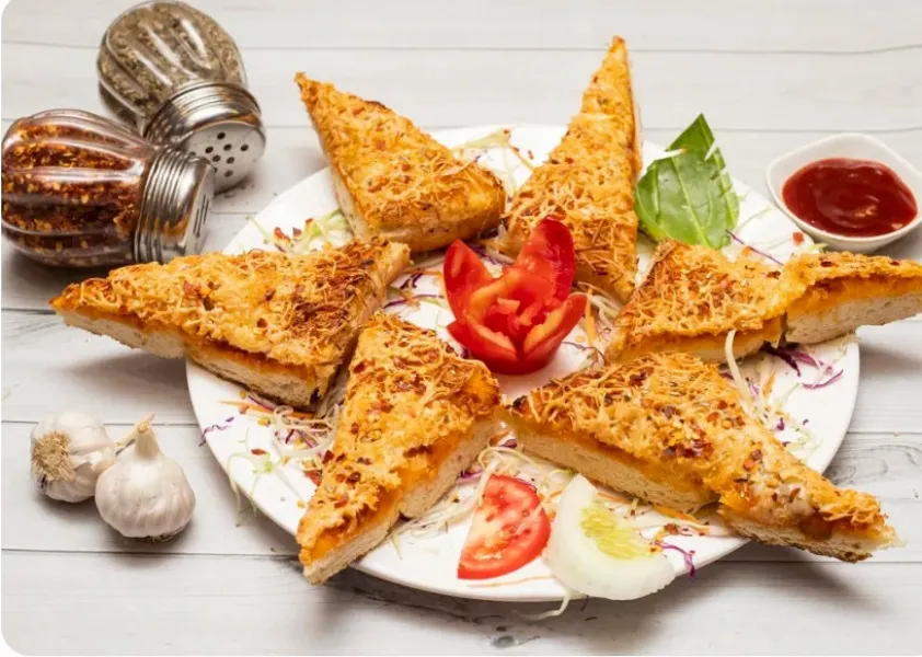Family Garlic Cheese Roll