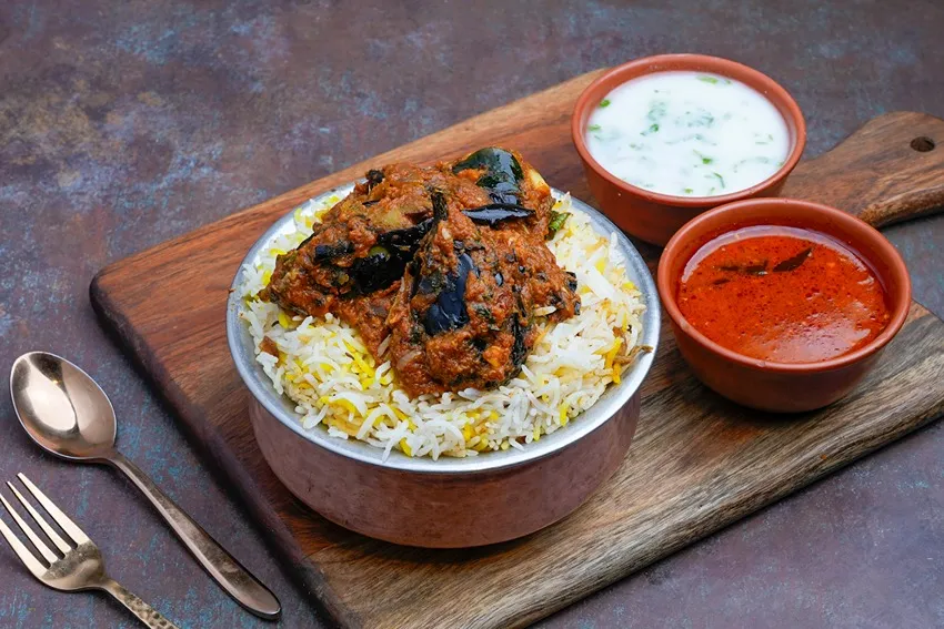 Gutti Vankaya Biryani - Single