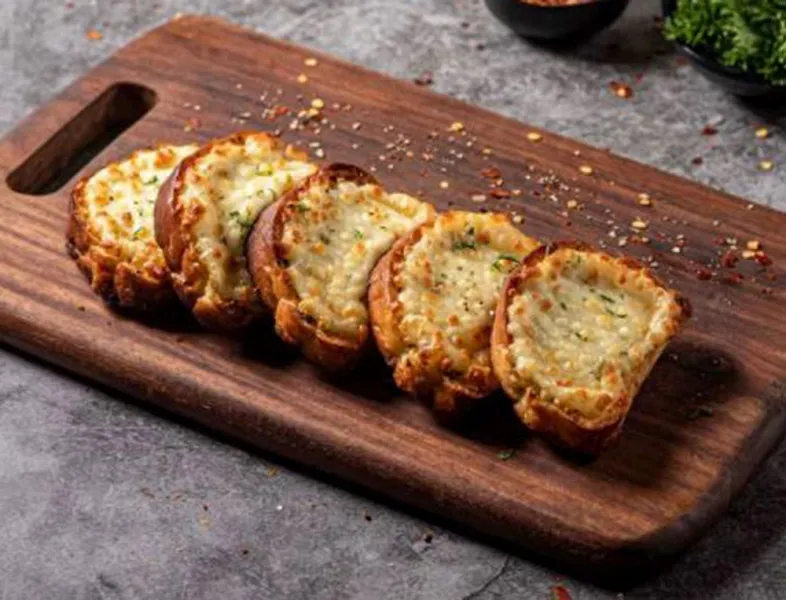 Chilli Milli Cheese Toast + Soft Drink