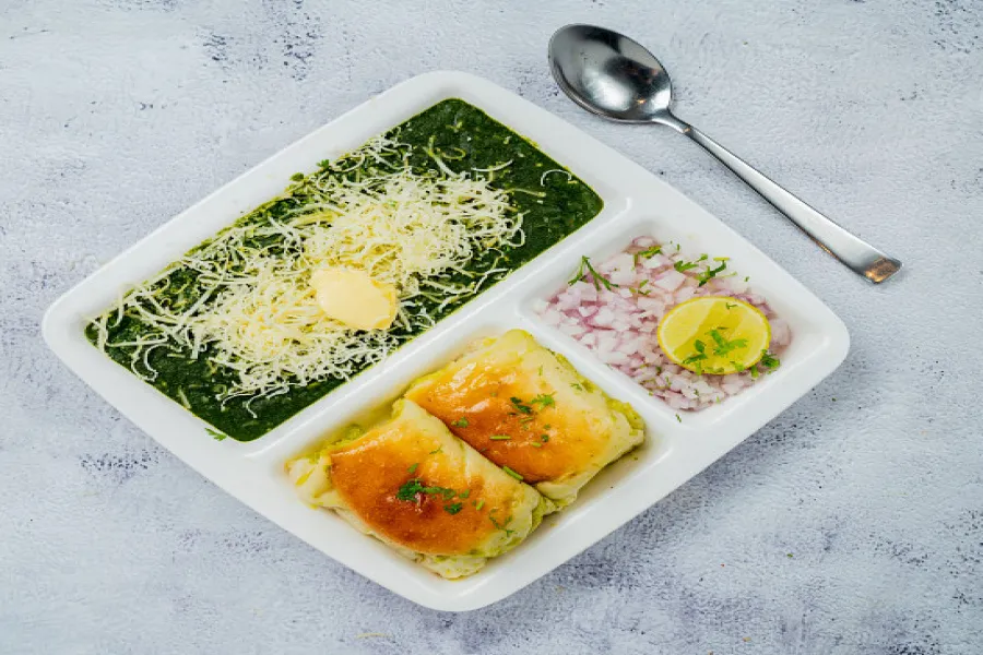 Hariyali Cheese Pav Bhaji